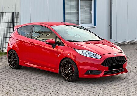 Ford Fiesta 1,6 ST 8-Fach, TÜV Neu, diverse Umbauten
