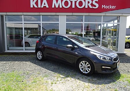 Kia Cee'd Ceed 1.4 CVVT Edition 7 EMOTION