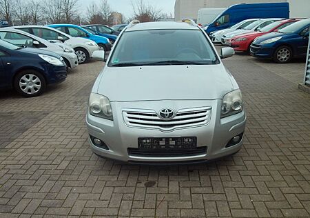 Toyota Avensis Kombi 1.8 Sol