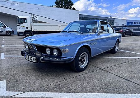 BMW E9 3.0 CSA fjordblau