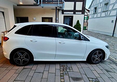 Mercedes-Benz B 200 Polarweiß, MwSt. ausweisbar, Top Zustand