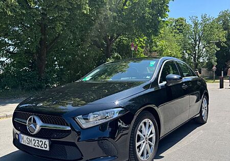Mercedes-Benz A 200 Limousine | Progressive Line | Top Zustand
