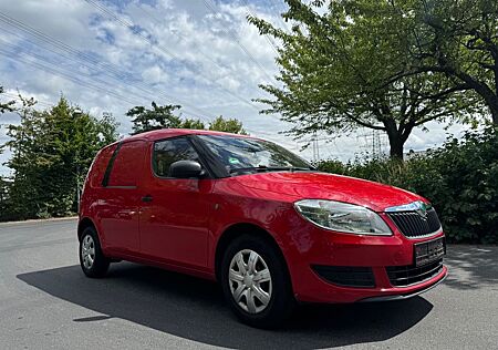 Skoda Praktik KASTEN NUR 109TKM/SEHR SAUBER/TÜV NEU