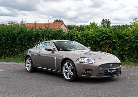 Jaguar XKR Coupé