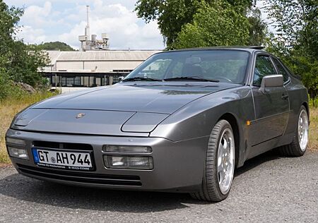 Porsche 944 S2 Targa