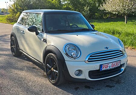 Mini ONE / Euro 5/klima/leder
