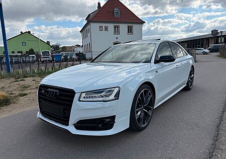 Audi S8 4.0 TFSI quattro plus*Carbon*Keramik*