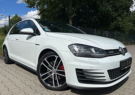 VW Golf Volkswagen 2.0 TDI DSG GTD PANO KAM LANE TOTW AHK S&S