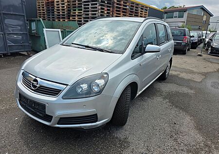 Opel Zafira 2.2 direct Edition