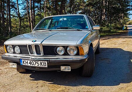 BMW 728