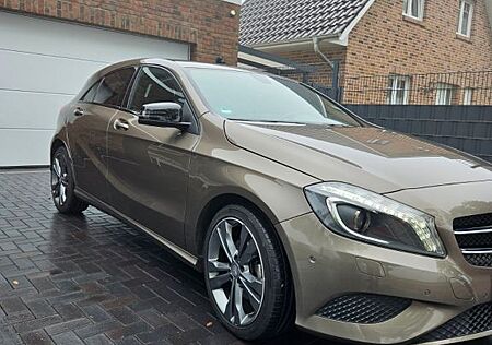 Mercedes-Benz A 200 Style Style