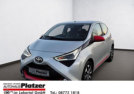 Toyota Aygo (X) -play club 1.0 OUTglow-Paket PDC hinten Ka