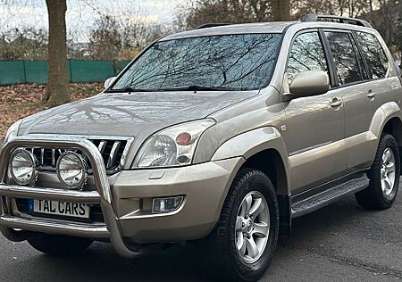 Toyota Land Cruiser *PRADO* 4.0*EXECUTIVE*8SITZER*NAVI*