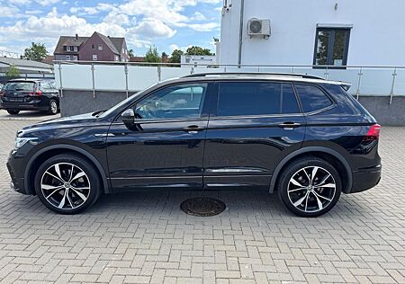 VW Tiguan Allspace Volkswagen R-Line 4Motion/TEMP/HEAD UP/VIRT