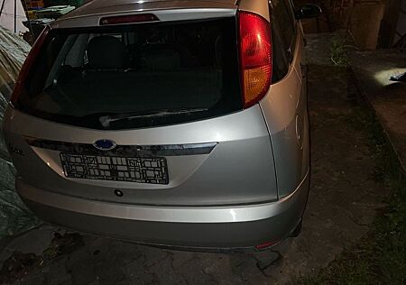 Ford Focus 1.6 -