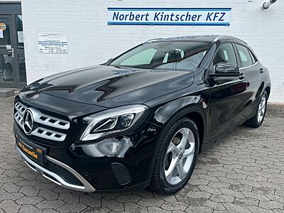 Mercedes-Benz GLA 180  Panoramadach MB Scheckheft