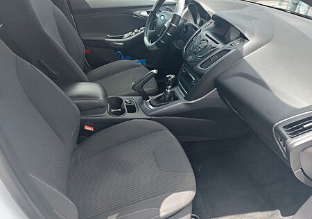 Ford Focus 1,6TDCi 85kW DPF Titanium Turnier Titanium