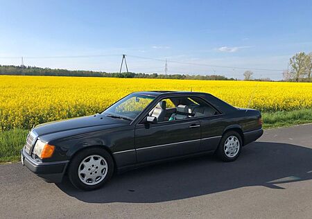 Mercedes-Benz CE 300