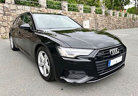 Audi A6 40 TDI quattro S tronic Avant sport Matrix