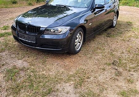 BMW 320i - HU 12/2026