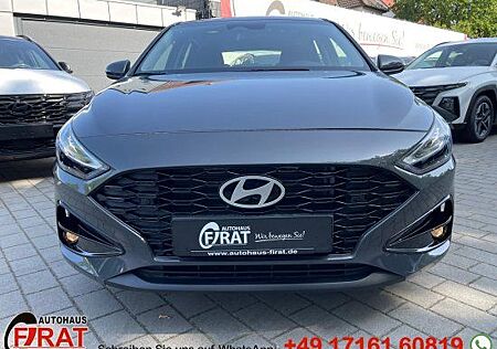 Hyundai i30 1,5 T-GDi PDC/R-Kamera/Navi/Digital Tacho