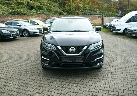 Nissan Qashqai 1.3 DIG-T N-CONNECTA, AC, PDC, Navi