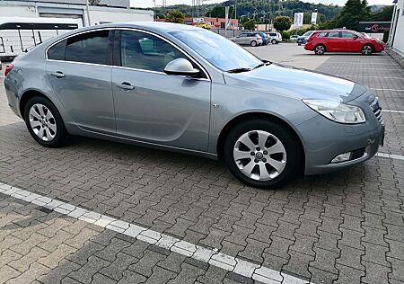 Opel Insignia 1.8 Active Active