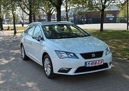 Seat Leon 1,6 TDI ST Style DSG NAVI