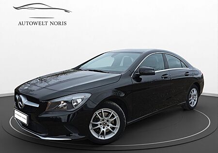 Mercedes-Benz CLA 180 *PDC*NAVI*SHZ*TEMPOMAT*TOP-GEPFLEGT*