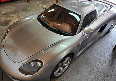 Porsche Carrera GT
