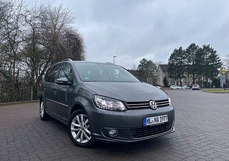 VW Touran Volkswagen 2.0 TDI DSG Highline