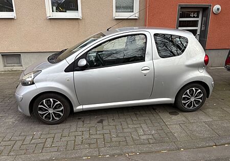 Toyota Aygo (X) Aygo (X) 1,0 -