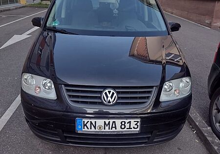 VW Touran Volkswagen 1.6 Conceptline Conceptline