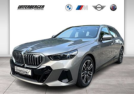 BMW 520d xDrive Touring M Sport AHK DA Pro PA+ HK