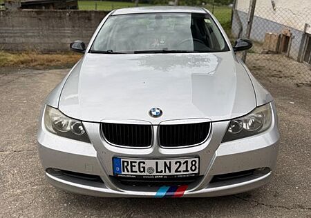BMW 320i E90 - - 8-Fach - TÜV 27