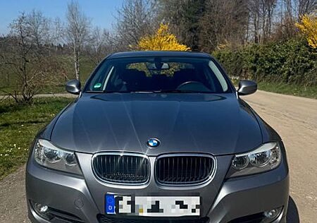 BMW 318i -