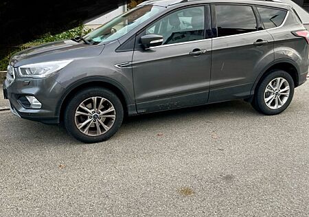 Ford Kuga 1,5 EcoBoost 4x2 110kW COOL & CONNECT C...