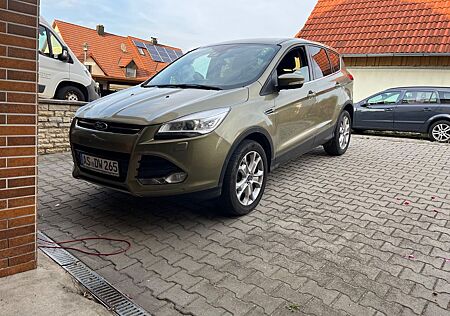 Ford Kuga Diesel 4x4 120kW.Kamera.xenon.