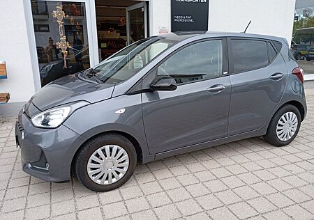 Hyundai i10 i 10 M/T 1.2 YES!