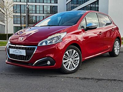 Peugeot 208 Allure Automatik,Navi,LED,Pano,