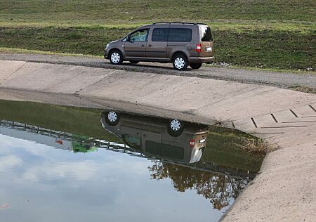 VW Caddy Volkswagen Maxi CAMPER ALLRAD 7Sitzer 2.0TDI