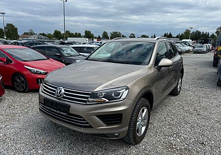 VW Touareg Volkswagen V6 TDI 4Motion Leder Navi Xenon ALU AHK
