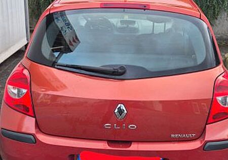 Renault Clio Edition Dynamique 1.2 16V 55kW Edition ...