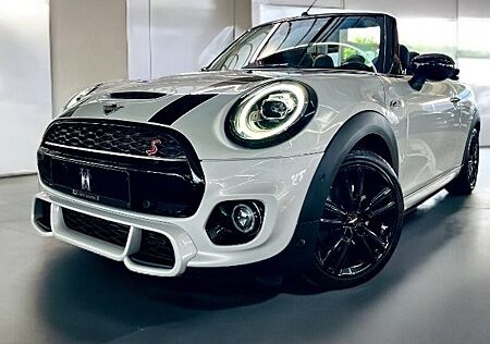 Mini Cooper S Cabrio John Cooper Works Trim + Leder