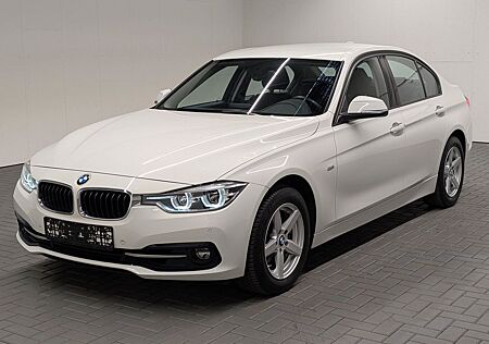 BMW 320i Sport Line LED/Navi/SHZ/PDC/Tempomat/16 LM