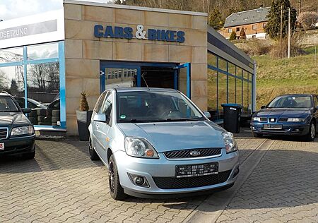 Ford Fiesta Ghia GEPFLEGT! HU NEU! BREMSEN NEU!