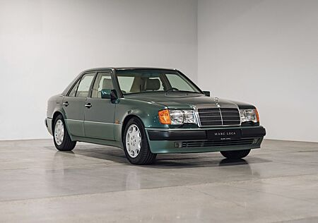 Mercedes-Benz E 500 500 E Malachitgrün Leder Beige