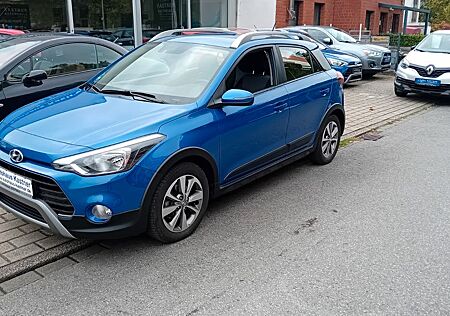 Hyundai i20 Active Trend "Navi,SHZG,Kamera,Alus"