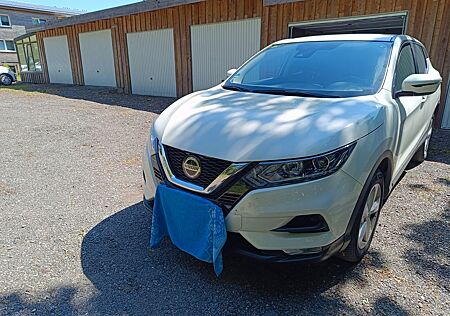 Nissan Qashqai 1.3 DIG-T DCT 158PS Akari Akari