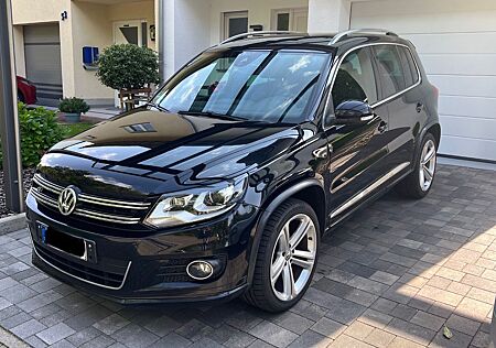 VW Tiguan Volkswagen 2.0 TDI 125kW 4MOTION Sport & Style S...